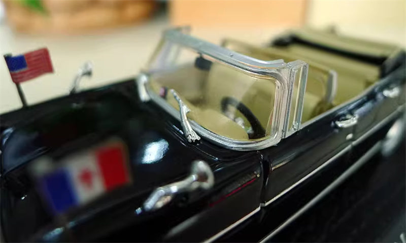 NOREVL & ATLAS Simca Chambord V-8 Convertible Presidential black 1:43 Car Pre-built Model