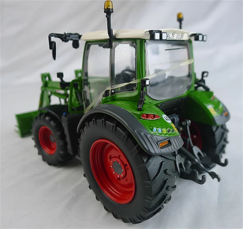 USK Fendt 313 Vario Front Loader Green 1:32 Truck Pre-built Model