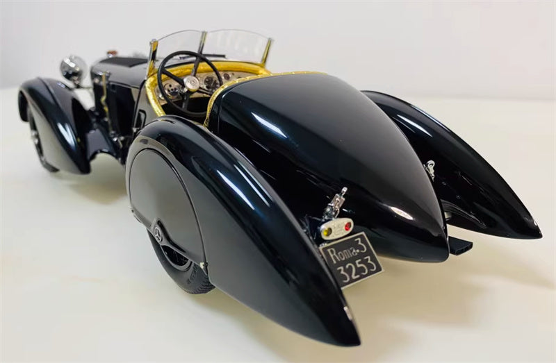 CMC Mercedes Benz SSK Trossi 1932 The Black Prince 25th Anniversary Commemorative w/ Gold Coin black Limited Edition 600PCS ONLY 1:18 Car Pre-built Model view5