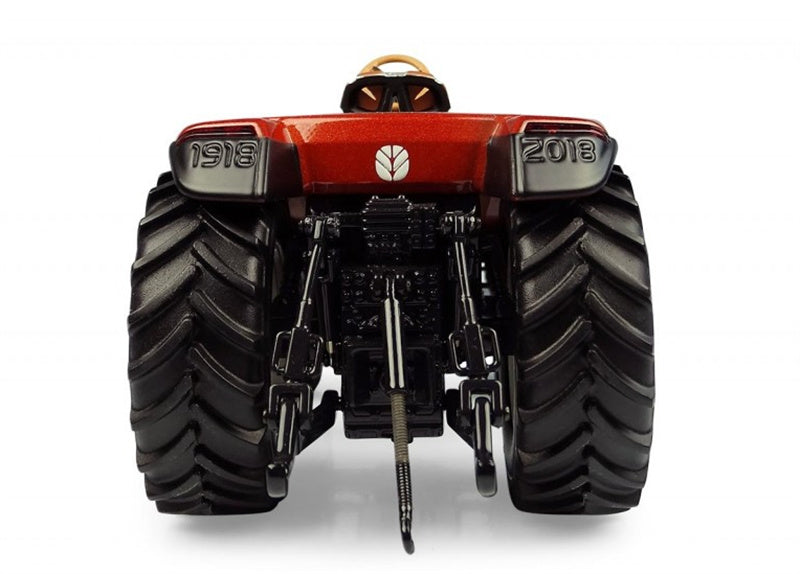 Universal Hobbies FIAT NEW HOLLAND tractor CENTENARIO CONCEPT Red 1:32 Truck Pre-built Model