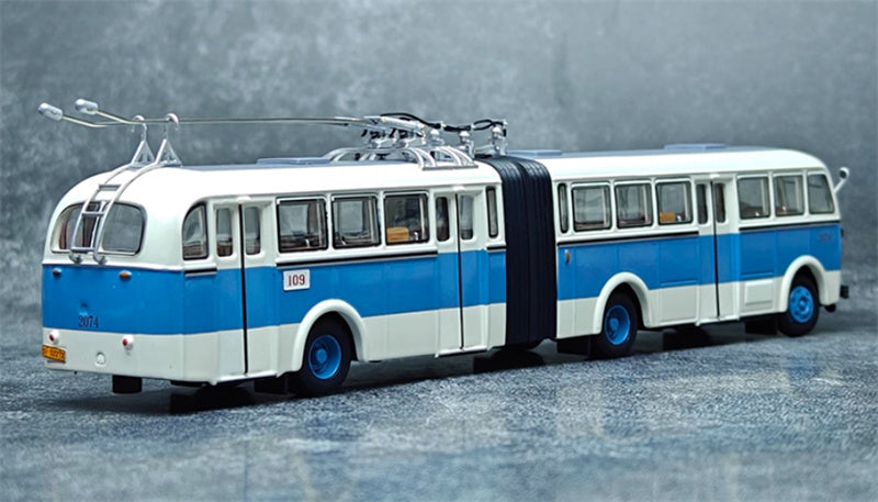 Beijing Public Transport BK560 articulated trolley bus Route 109 blue 1:64 Bus Pre-built Model view4