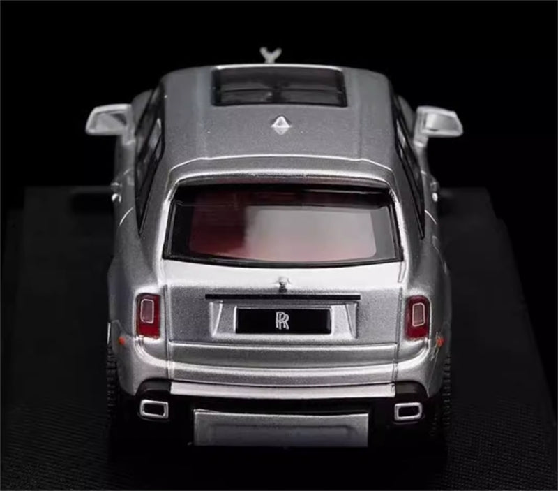 SC Art Rolls Royce Cullinan SUV Silver 1:64 Car Pre-built Model