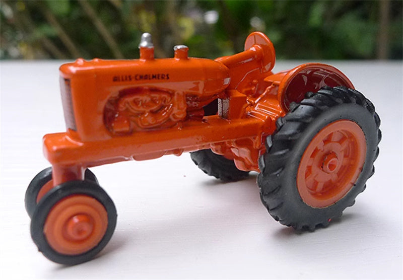 ERTL Allis Chalmers WD-45 tractor Orange red 1:64 Truck Pre-built Model
