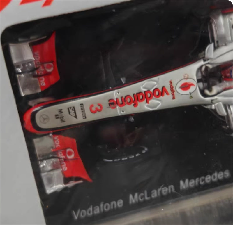 Spark Vodafone McLaren MERCEDES Mp4-27 #3 Winner Brazil GP 2012 Jenson 1:43 Car Pre-built Model view5