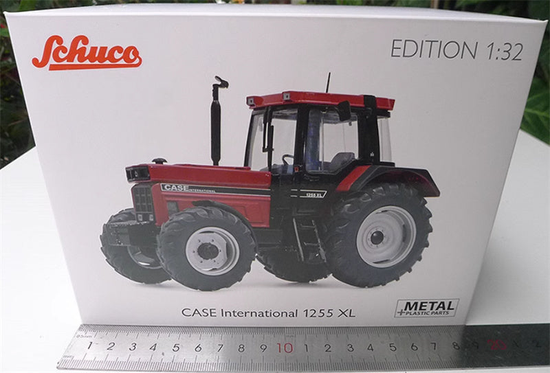 Schuco CASE International 1255 XL Tractor Red 1:32 Truck Pre-built Model