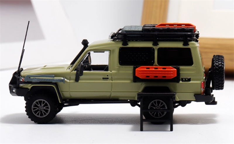 Autobots Models Toyota Land Cruiser LC78 J70 Off road modified version of personnel carrier grass green Limited Edition 499PCS ONLY 1:64 Truck Pre-built Model view3
