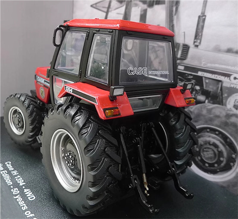 Universal Hobbies CASE IH 1394 Agricultural Tractor Red Limited Edition 1000PCS ONLY 1:32 Truck Pre-built Model