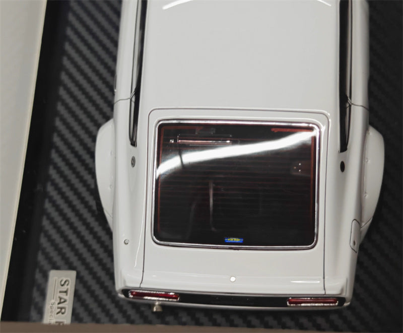 IGNITION MODEL Nissan Fairlady ZS30 STAR ROAD white 1:18 Car Pre-built Model view10