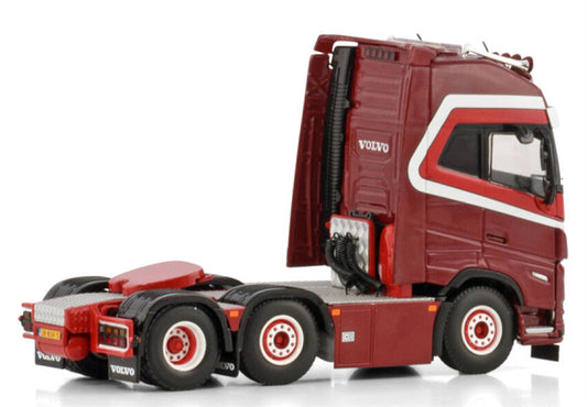 WSI VOLVO FH5 GLOBETROTTER XL 6X2 TWIN STEER Kees Verhoef Transport 1:50 Truck Pre-built Model