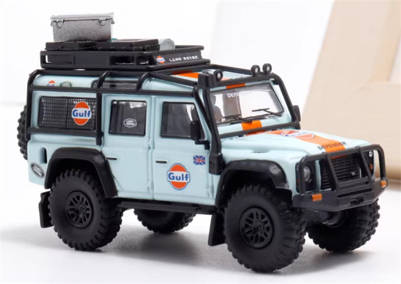 Master & Decode Land Rover Defender 110 4X4 modified GULF clean version 1:64 Car Pre-built Airliner Model Display view5