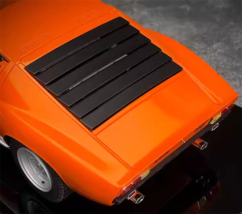 AMALGAM Lamborghini Miura P400 SV orange 1:18 Car Pre-built Model view2