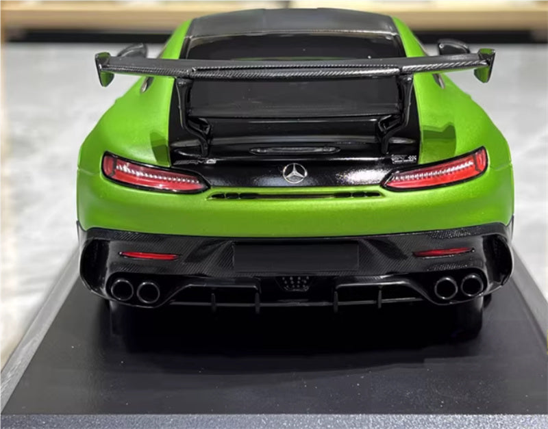 1:18 Mercedes Benz AMG GT BLACK Series 2020 Matt green Metallic  MINICHAMPS Limited Edition 330PCS ONLY DIECAST Car Model