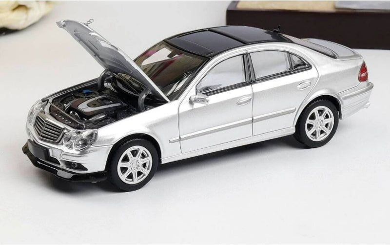 1:64 Mercedes-Benz E280 AMG Sport (W211) Silver Glory Model Open Front Hood Limited 799 pcs DIECAST Car Model