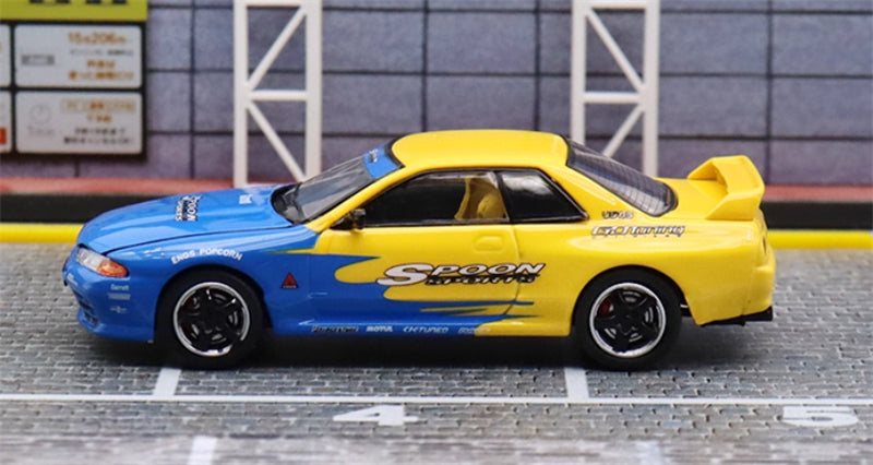 TIMEMICRO Nissan GTR R32 Z-Tune SPoon Painting w/ Figure Limited Edition 999PCS ONLY 1:64 Car Pre-built Model view3