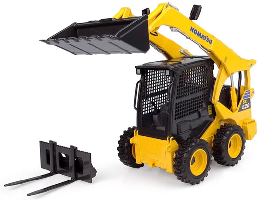 Universal Hobbies Komatsu SK820-8 Wheel loader Yellow Limited Edition 877pcs ONLY 1:25 Truck Pre-built Model
