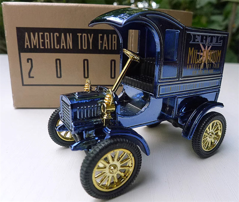 ERTL d Delivery 1905 Chrome Blue Commemorative Edition 1:43 Car Pre-built Model