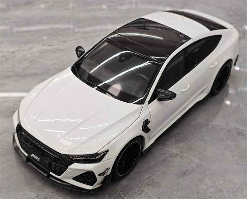 KengFai 2021 Audi RS7 C8 Sportback Pearlescent white ABT 1:18 Car Pre-built Model