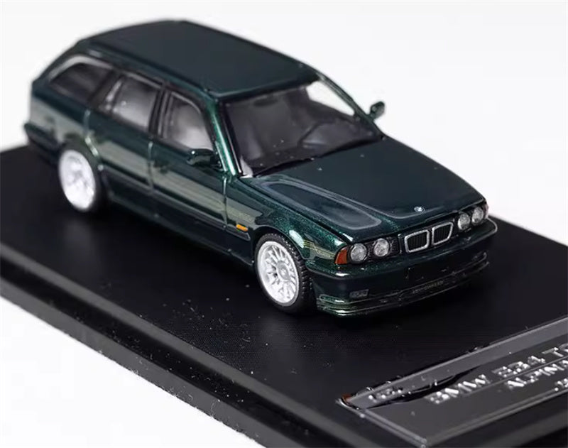Mortal BMW E34 ALPINA B10 TOURING 5 Series Green Gold Strip Limited Edition 999PCS ONLY 1:64 Car Pre-built Model view4