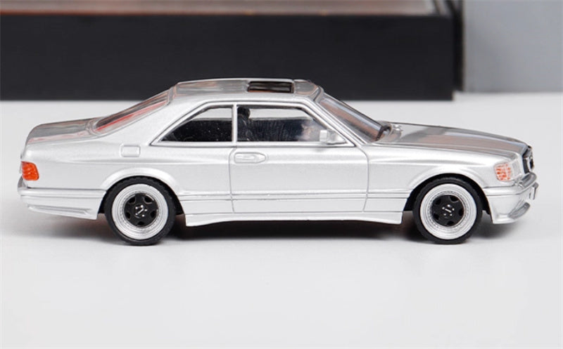 Rhino Model Mercedes Benz S-Class 560 SEC AMG W126 Silver 1:64 Car Pre-built Model view3