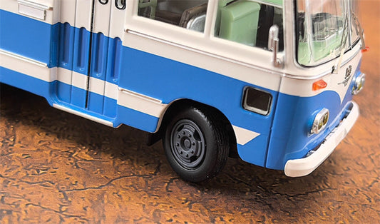 AUTO-GLIMPSE Shanghai Bus SK561 articulated trolley bus sky blue 1:64 Bus Pre-built Model view2