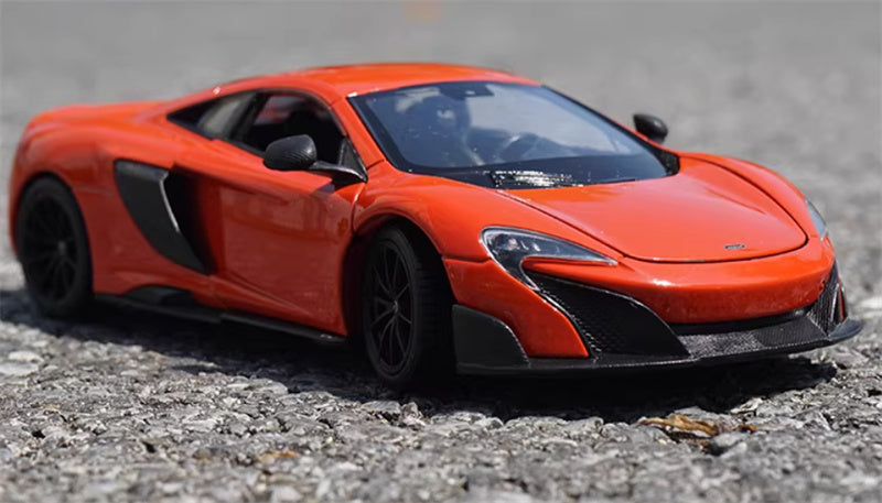 1:24 Mclaren 675LT supercar  orange-red  WELLY  DIECAST Car Model