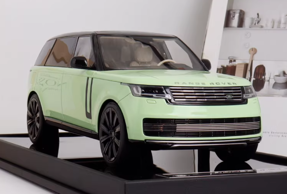 1:18 Land Rover Rover  Light Green  MOTORHELIX Honor Creation Extended Edition LTD 99PCS ONLY Resin car Model