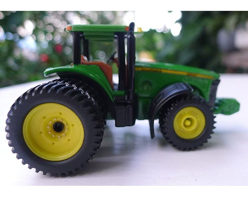 1:64 8520 6WD ERTL Green DIECAST Model