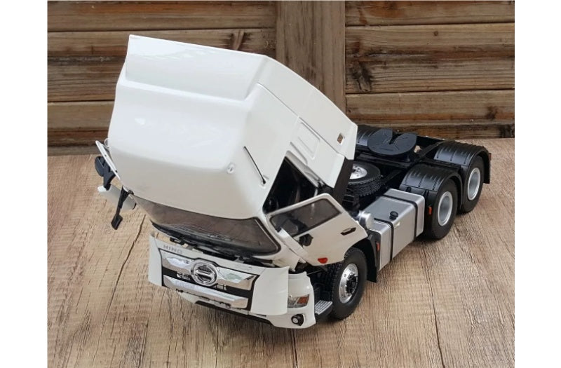 GAGC Hino 700 Zhizhen tractor White 1:24 Truck Pre-built Airliner Model Display view4
