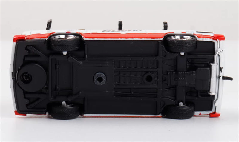 Mortal Model Volkswagen T3 Van BBS Jianda bueno bimber
MULTIVAN 1:64 Car Pre-built Airliner Model Display view9
