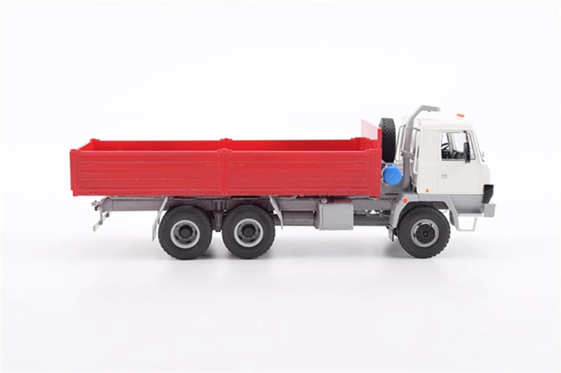 Premium ClassiXXs TATRA 815 V26 off-road flatbed truck Red and white coating 1:43 Truck Pre-built Model