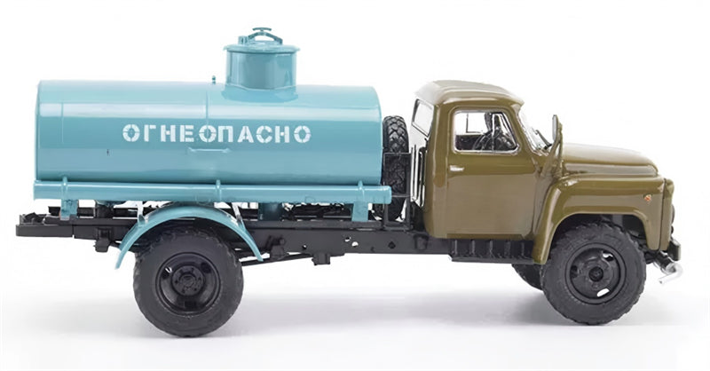 1:43 GAZ AC-4.2-53A Modimio ABS Model