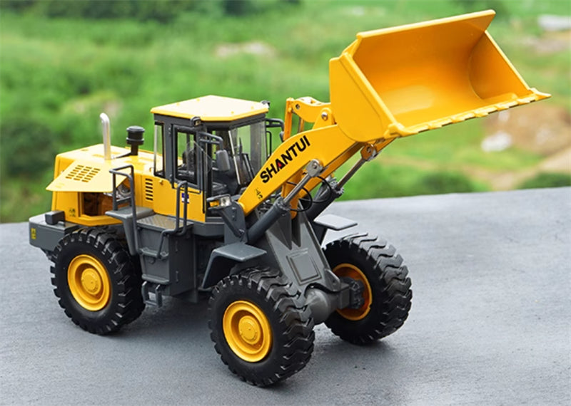 SHANTUI SL56H pure electric wheeled Loader new energy yellow 1:35 Truck Pre-built Model
