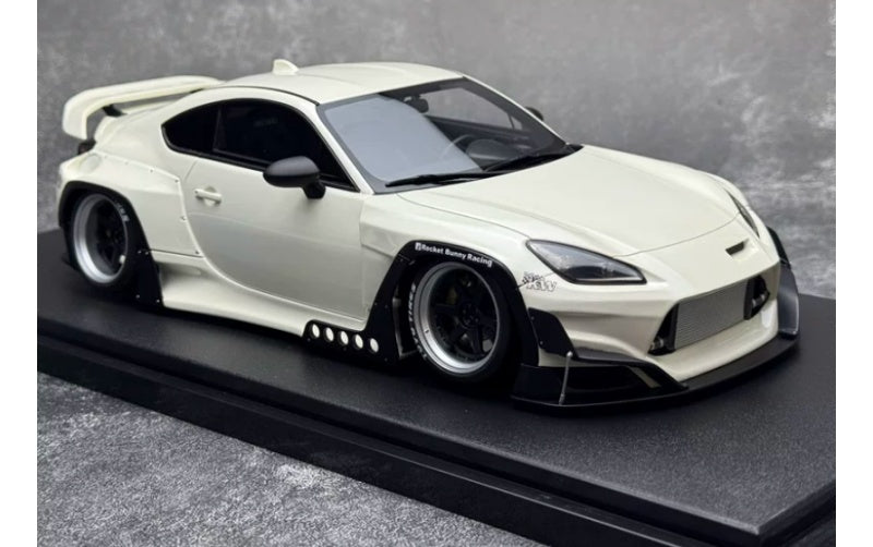 1:18 Toyota GR86 White Rocket Bunny GT Spirit PANDEM Wide Body Resin Car Model