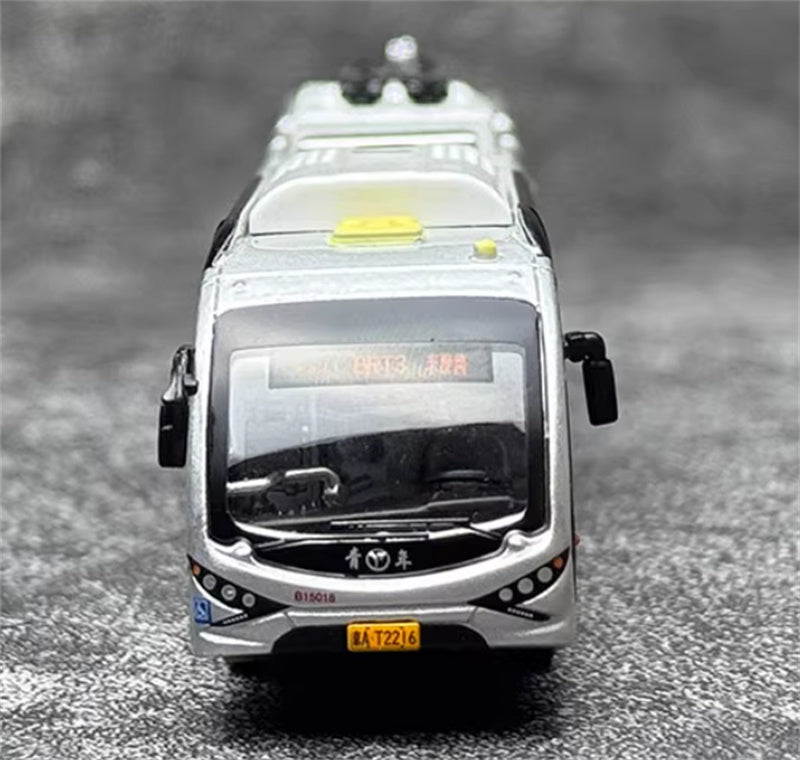 CREATIVE CULTURE BJD-WG180N Beijing Bus BTR3 Youth articulated trolley bus Blue Silver 1:110 Bus Pre-built Model view9