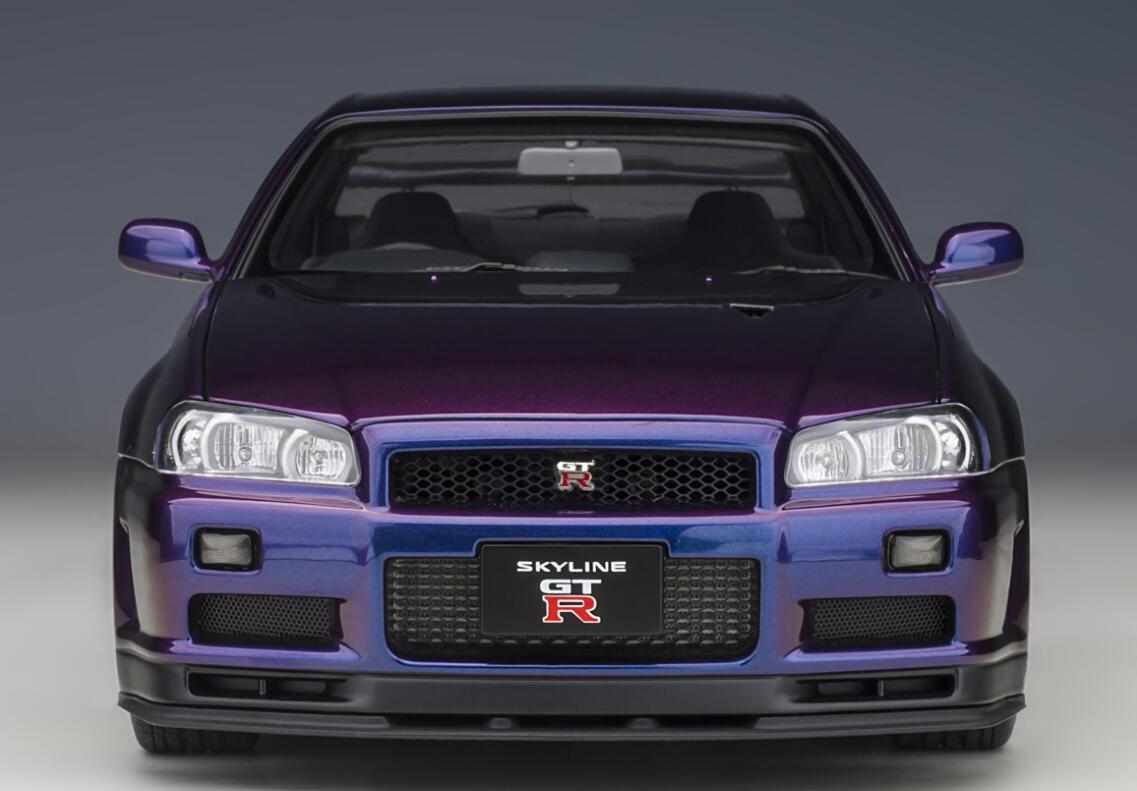 AUTOART Nissan Skyline GT-R (R34) V-Spec II with BBS LM wheels midnight purple 1:18car Pre-a Model