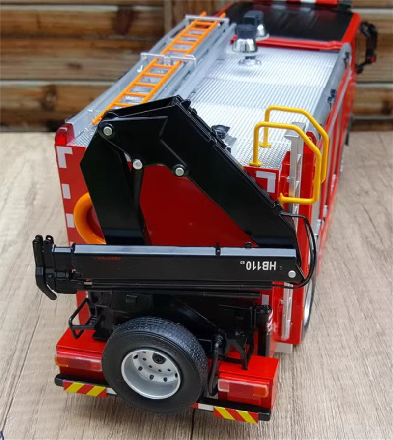 SAIC Hongyan Jieshi 350 Emergency Rescue Main Battle Fire Truck Red 1:24 Truck Pre-built Model