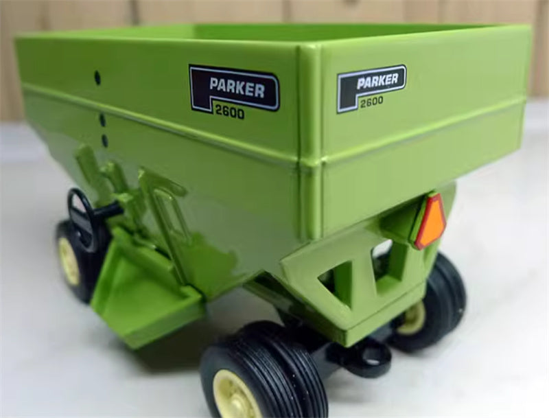 SpecCast Parker Vintage 2600 tractor grain trailer Emerald Green 1:64 Truck Accessories Pre-built Model