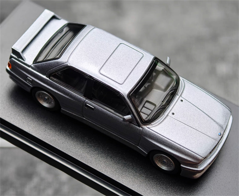 Almost Real BMW M3 E30 grey 1:64 Car Pre-built Airliner Model Display view4