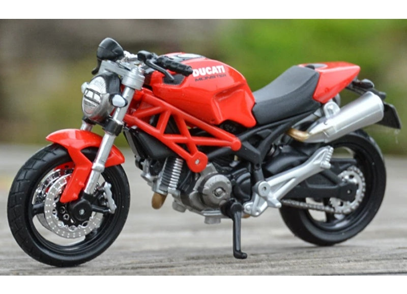 1:18 Ducati Monster 696    Maisto  Diecast Motorcycle Model