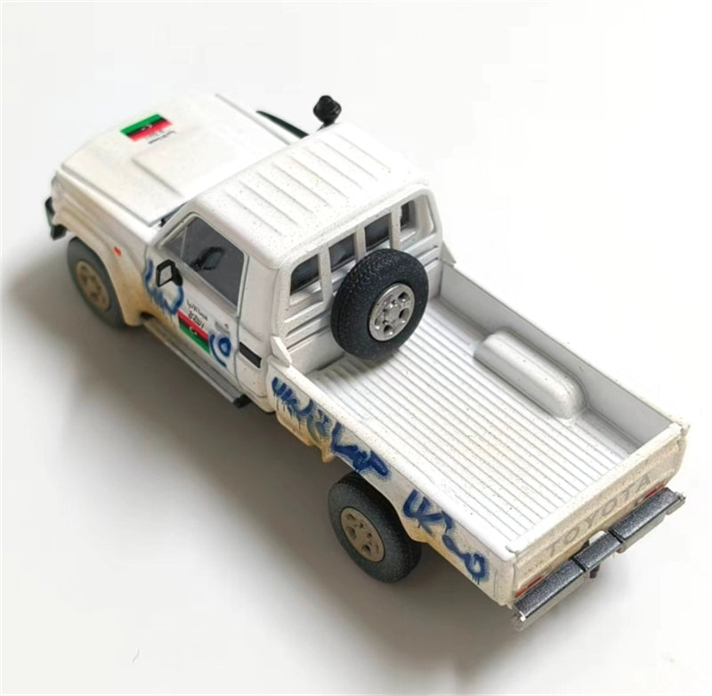 RHINO MODEL Toyota Land Cruiser LC79 White Dirty LX Pickup Truck 1:64 Truck Pre-built Model view8