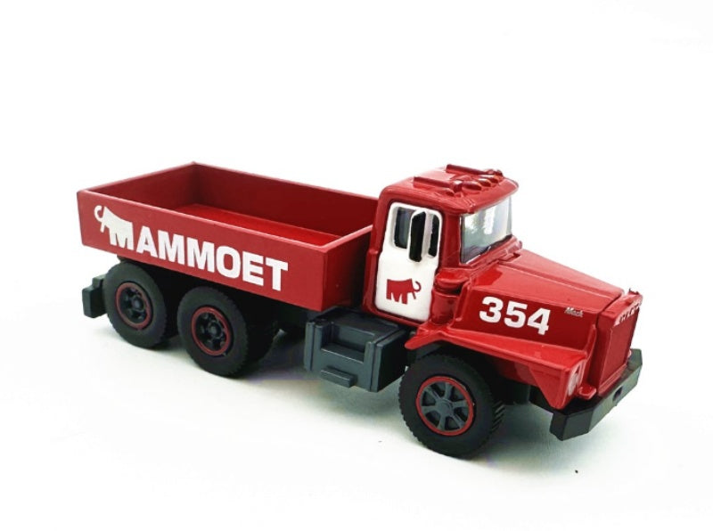 1:87 MACK   Siks Scale Models Trucks Set  DIECAST Model