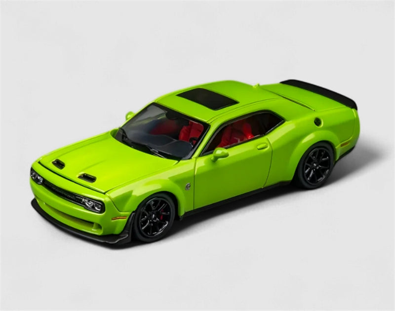 1:64 Dodge Challenger SRT Hellcat Limited Edition 699pcs ONLY  Green Stance Hunters DIECAST Model