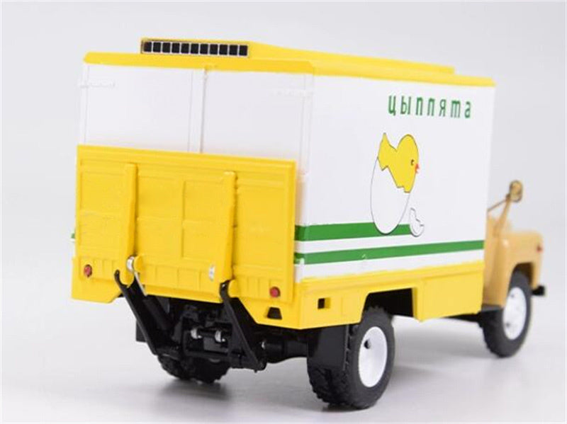 StartScaleModels Soviet SHZAS-3716 Gaz Egg Delivery Truck Ukraine Tailboard Van 1:43 Truck Pre-built Model