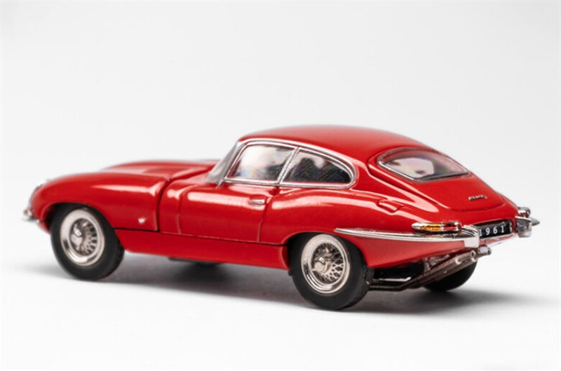 GFCC 1961 Jaguar E-Type Coupe hardtop version Red Limited Edition 499PCS ONLY RHD 1:64 car Pre-built Model view3