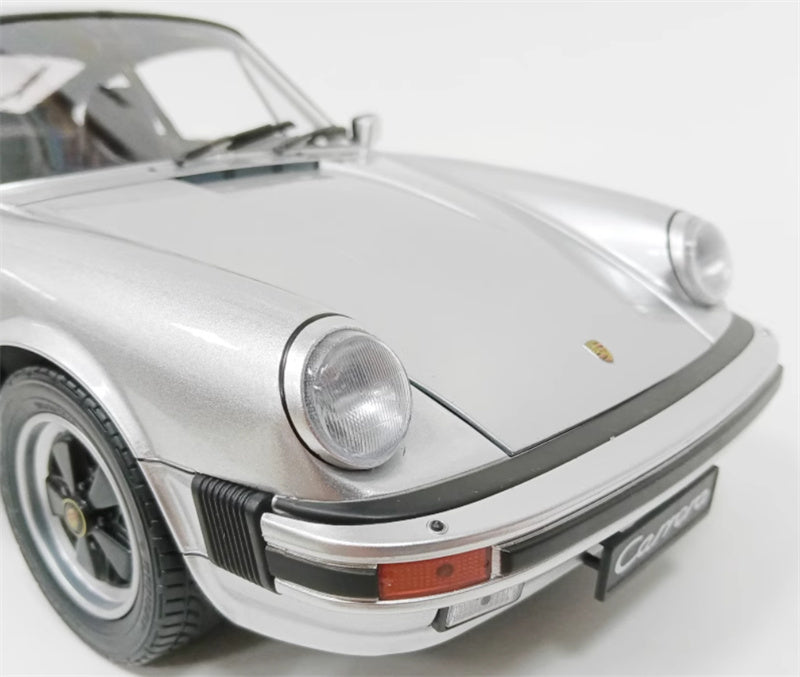 Schuco Porsche 911 Coupe silver 1:12 DIECAST Car