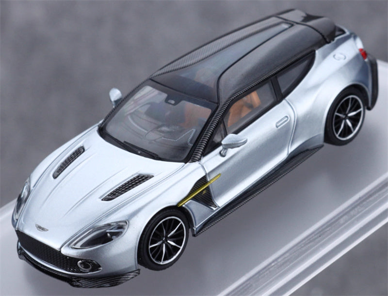 KING MODEL Aston Martin Vanquish Zagato Shooting Brake 2018 silver Limited Edition 999PCS ONLY 1:64 Car Pre-built Model view7