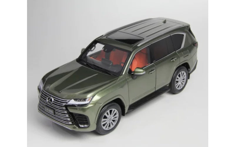 1:18 Lexus LX600 Seaweed Green LCD MODELS DIECAST Truck Model