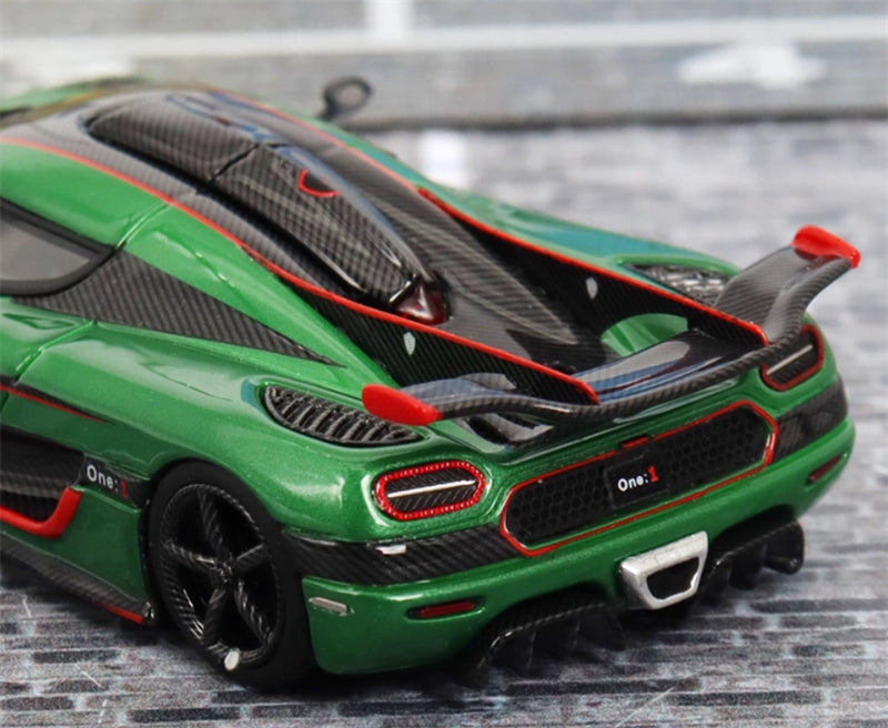 VMB Koenigsegg one 1 Supercar Green Limited Edition 399PCS ONLY 1:64 Car Pre-built Model view3