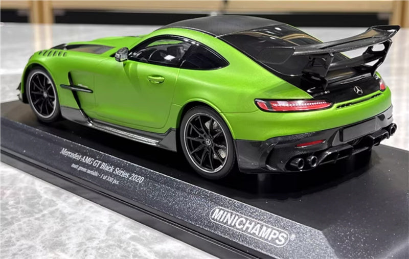 1:18 Mercedes Benz AMG GT BLACK Series 2020 Matt green Metallic  MINICHAMPS Limited Edition 330PCS ONLY DIECAST Car Model