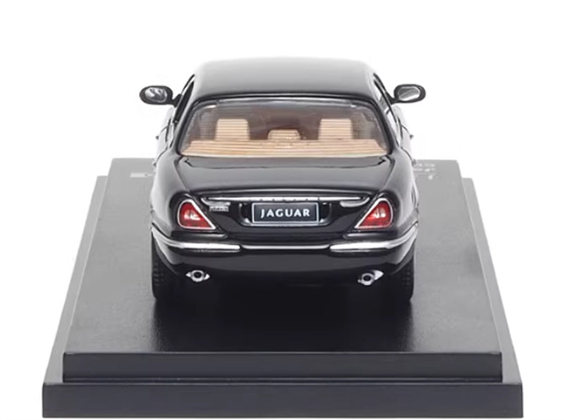 Almost Real Jaguar XJ6 X350 Black 1:64 Car Pre-built Airliner Model Display view5